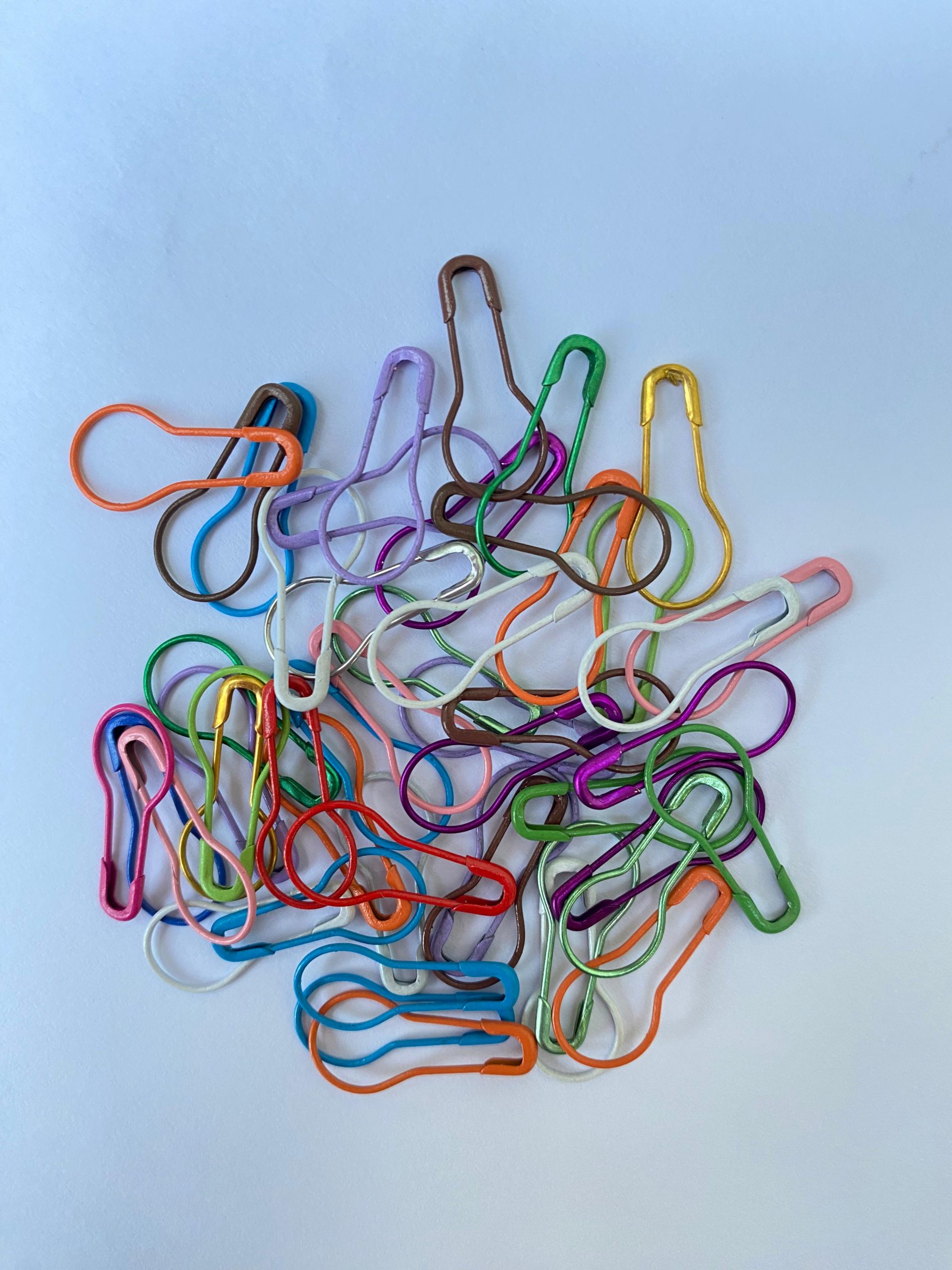 46affe45-f50c-4833-8cf6-6e1c202a98be Snag Pins - Image 1